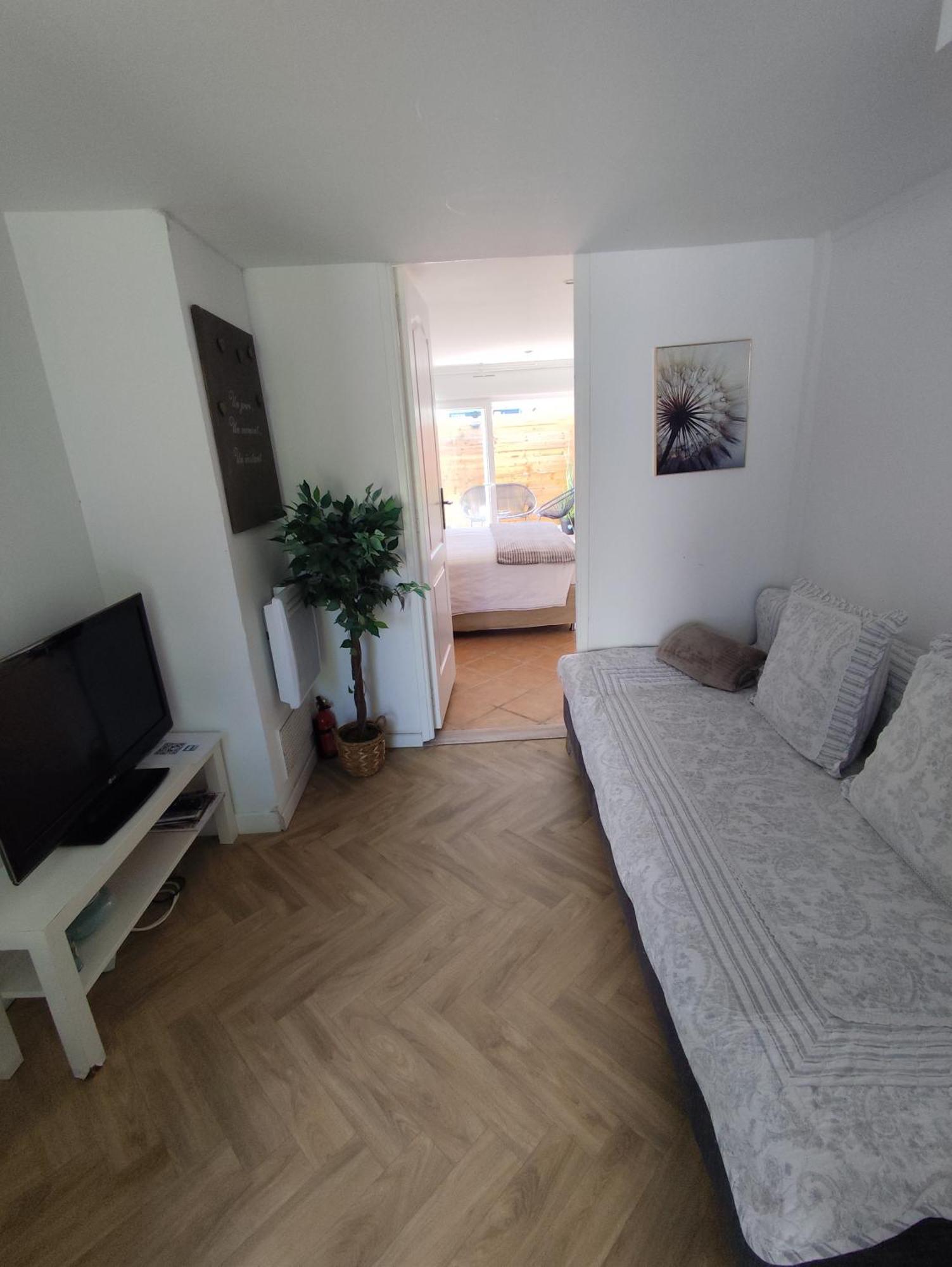 Escapade Pres De Lille - Appartement Charmant Avec Terrasse Et Parking Privee Mons-en-Baroeul Extérieur photo